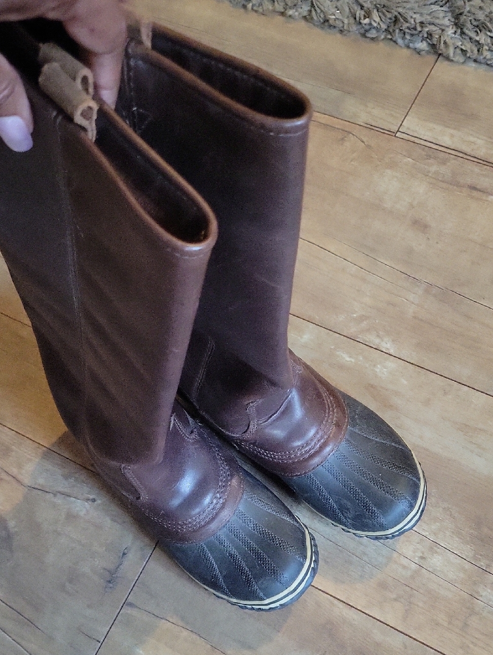 SOREL Women’s Tall Brown Leather Duck Boots - Picture 9 of 10